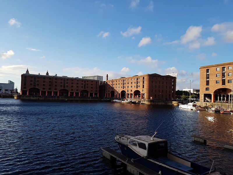 Liverpool by Hello Pompoyo
