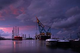 Saimpem 7000 by Klazina van den Herik