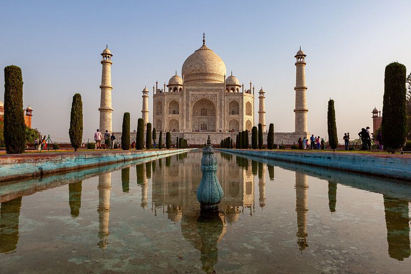 De Taj Mahal in India van Roland Brack