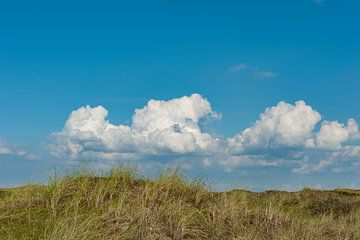 Hollandse wolkenlucht van Peter van den Bosch