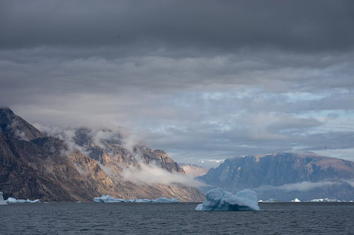 Gouden Gloed over de Fjord