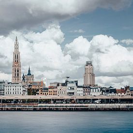 Anvers - Une ville entre l'eau et les nuages sur Daan Duvillier | Dsquared Photography
