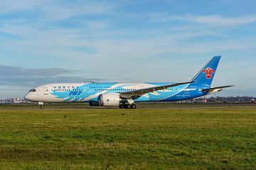 Take-off China Southern Boeing 787-9 (B-1293). van Jaap van den Berg