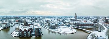 Zwolle binnenstad panorama tijdens een koude winterochtend van Sjoerd van der Wal Fotografie