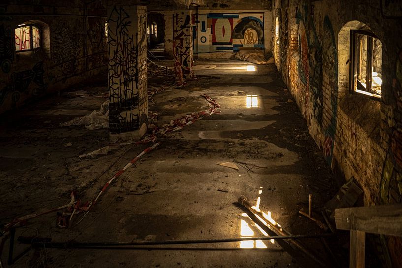 Lost Place Urbex by Johnny Flash
