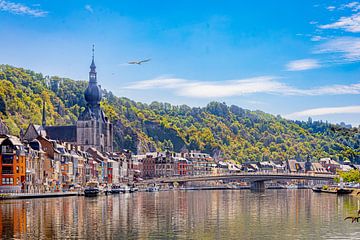 Dinant, de stad die charme en historie uitstraalt. van Patrick Fotografeert