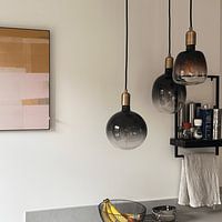 Klantfoto: Oker, wit en roze. Moderne abstracte kunst I van Dina Dankers, als ArtFrame