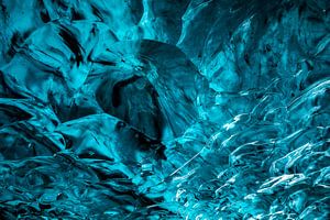 CAVE DE GLACE BLEUE, formation de glace bleue sur Caroline De Reus