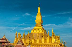 Vientiane - That Luang Stupa sur Theo Molenaar