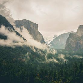 Famous Tunnel View, Yosemite by Jasper van der Meij