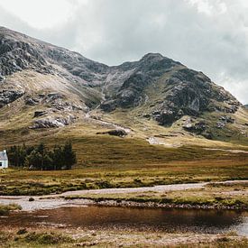 Einsame Hütte in Glencoe von Sander Wehkamp
