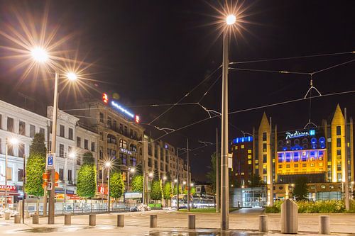 Stationsplein Antwerpen in de nacht
