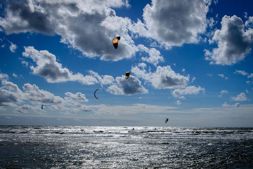 Kitesurfing am strand von Ipo Reinhold
