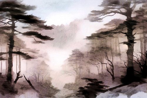 Scandinavisch bos gehuld in ochtendmist