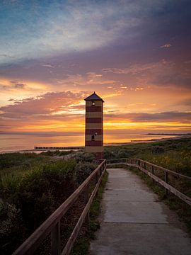 Lighthouse during sunset on Walcheren, Zeeland by Evelien Oerlemans