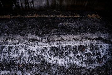 Wasserschleuse mit Wasserzähnen von Jos Bonninga