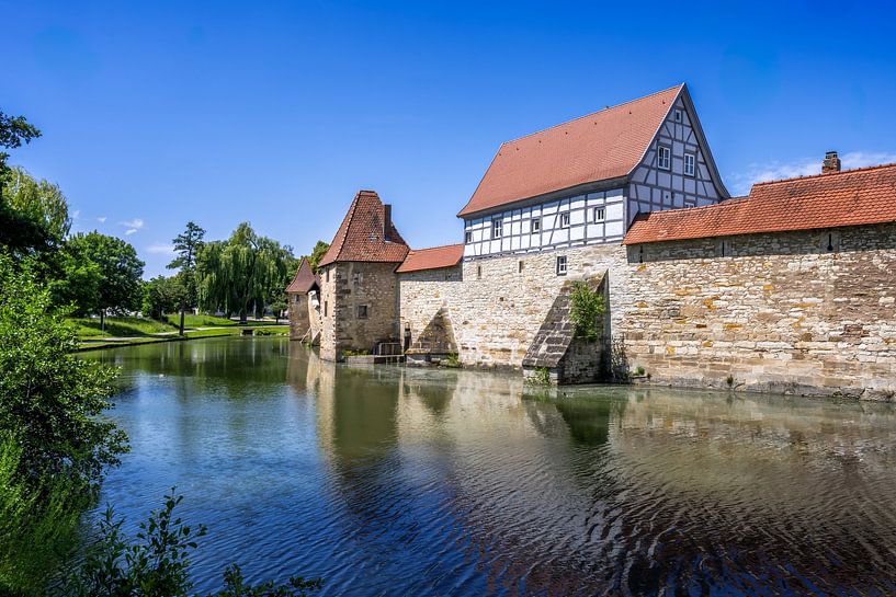 Historische Stadtmauer von Weissenburg in Bayern von ManfredFotos