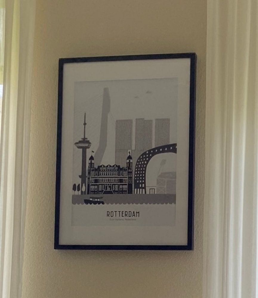 Skyline Illustration Stadt Rotterdam | Feijenoord | Kuip schwarz-weiß-grau von Mevrouw Emmer