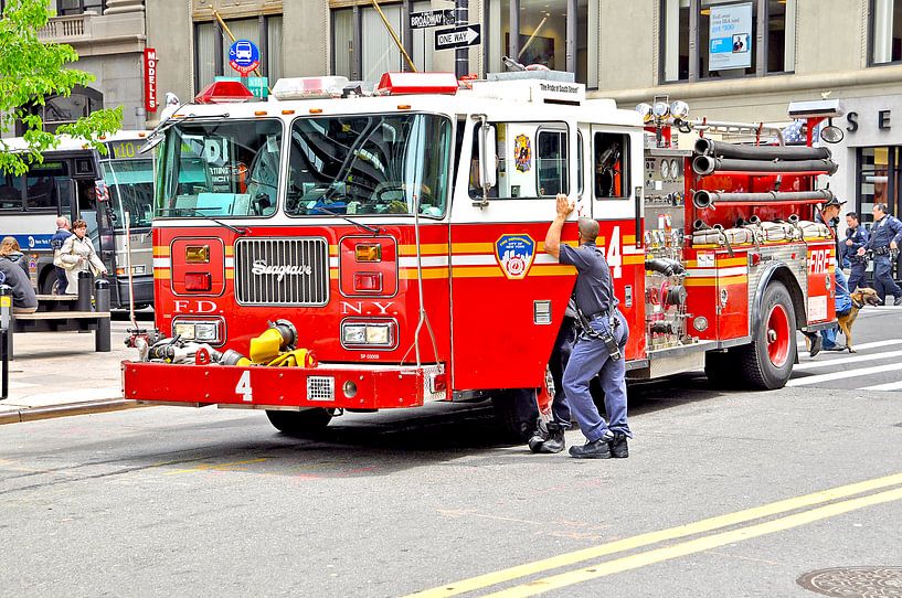Manhattan New York Feuerwehrauto von Frans van Huizen