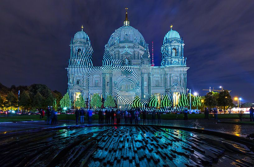 De Berlijnse Dom in een bijzonder licht van Frank Herrmann