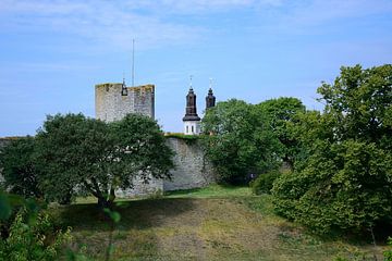 Vorbei an der alten Stadtmauer von Frank's Awesome Travels