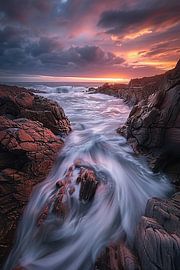 Goldschimmernde Wasseroberfläche