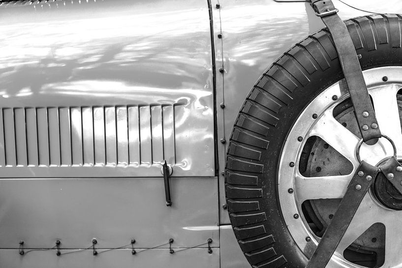 Bugatti Type 43 klassieke sportwagen uit de jaren 20 in zwart wit van Sjoerd van der Wal Fotografie