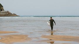 Surfer on beach Spain Zarautz | Film Analogue by Joelle Verdurmen