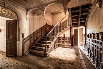 Treppenhaus in einer verlassenen Villa - Spanien