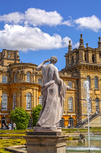 Standbeeld op het terrein van Blenheim Palace in Engeland