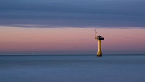 Stille am Horizont (3) von Caro Hum