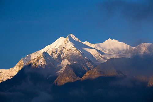 Alpenglow Weisshorn, Brunegghorn and Bishorn