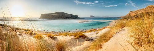 Zonsondergang op het strand van Balos op Kreta, Griekenland.