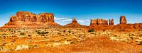 Panorama zandstenen monolieten Monument Valley arizona USA van Dieter Walther thumbnail