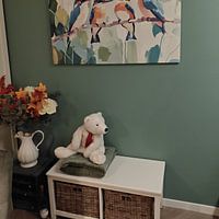 Photo de nos clients: Oiseaux colorés | Groupe d'oiseaux joyeux dans le jardin par Peintures accrocheuses, sur toile