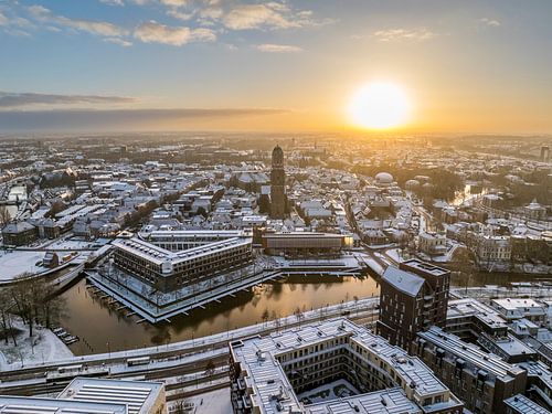 Zwolle centrum tijdens een koude winterochtend