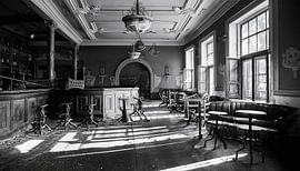 Lost Places koffiebar met twee verdiepingen