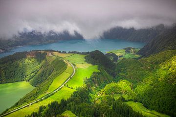 kratermeren van Sete Cidades van Antwan Janssen