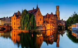 Rozenhoedkaai bij avond, Brugge