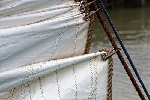 Voorzeil oude zeilschip