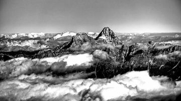 Dramatische bergen boven Salzburg van Roith Fotografie