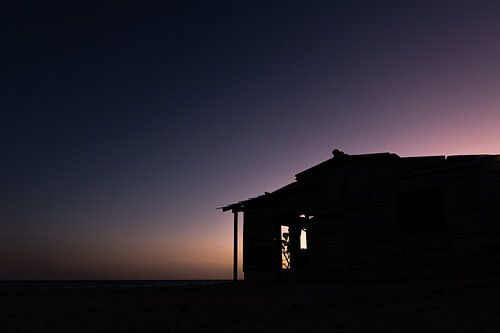 zonsondergangs huisje