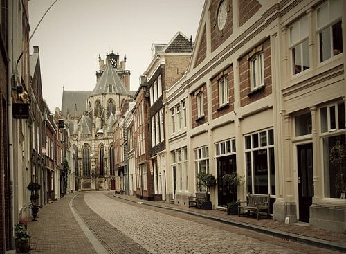 Dordrecht, grotekerksbuurt by Annemieke van der Wiel