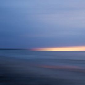 Sonnenaufgang an der Ostsee von Wil van der Velde/ Digital Art