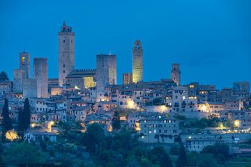 San Gimignano, Toscane, Italië van Walter G. Allgöwer