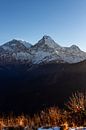 Besneeuwde bergen in de Himalaya in de ochtend van Mickéle Godderis thumbnail
