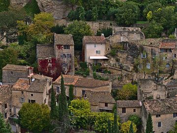 Stone houses in Gordes, Provence by Timon Schneider