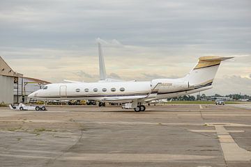 Gulfstream V privévliegtuig. van Jaap van den Berg