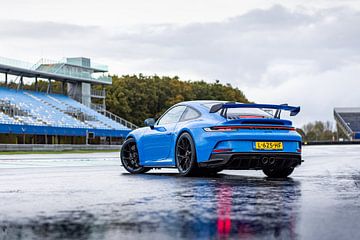 Porsche 911 GT3 op circuit van Assen - Autovisie supertest 2021
