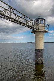 Torentje met loopbrug by Peter Bartelings